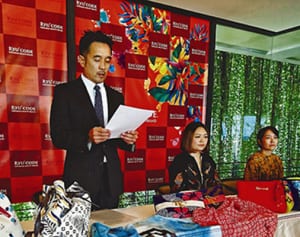 沖縄発ブランドを世界へ　Ｊ＆Ｓ社「ＲＹＵ＋ＣＯＤＥ」商品発表