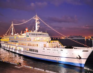 クリスマスは横浜港へ　観光船、特別クルーズ続々