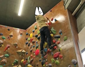 体力なくてもボルダリングで壁を登りたい