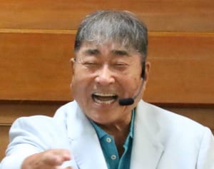 毒蝮三太夫　ももクロに毒舌連発「ゲイバーによくいる顔だな」