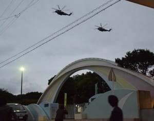 安全な学校がいい　ヘリ窓落下事故、子の心に傷　教諭手記「不条理いつまで」