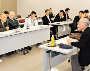 県民投票「知事選同日に」　沖縄・辺野古是非問う　県政与党検討