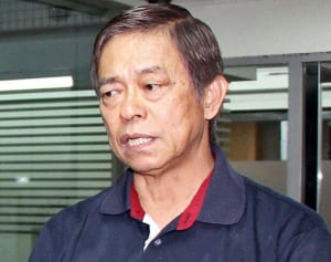 在沖縄米軍トップ、異例の謝罪　事故続発にいら立ちも　沖縄のヘリ不時着、政府関係者も絶句