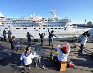 20周年控え横浜港から出航　客船「ぱしふぃっくびいなす」
