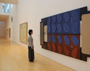 地元ゆかりの作家の作品ずらり　横須賀美術館