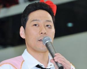 東野幸治 右手を10針縫うけが「ゼルダの伝説がしたくて…」