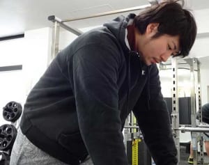 オフィスで簡単にできて効果抜群！肩こり解消ストレッチ