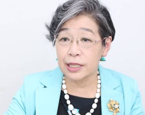 問題は寿命次第！政府が検討「繰り下げ受給で年金最大96％↑も？」