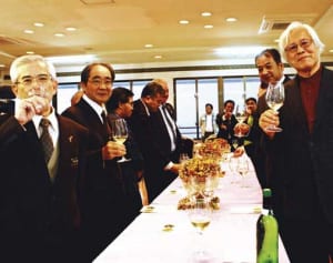 辛口白、香り爽やか　シークヮーサーワイン 本部町など、神戸と共同開発