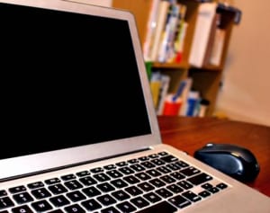 夫の死後1千万円の請求が来た例も…「デジタル終活」のススメ