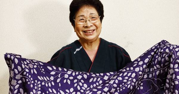 京鹿の子絞り」約70年作り続ける女性、着物一反で一年以上の労力