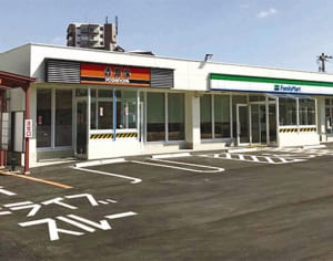 吉野屋×ファミマの一体型店舗が那覇にオープン