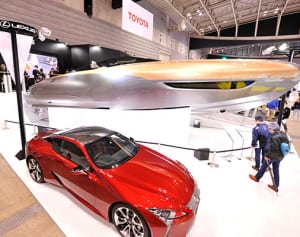 「レクサス」の大型クルーザーも　横浜で国内最大級のボートショー