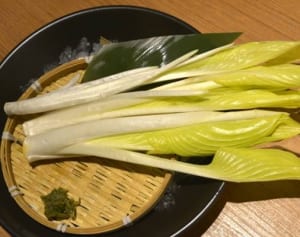 春の山菜「うるい」の食べ方…洗うだけの処理＆免疫力に効果も