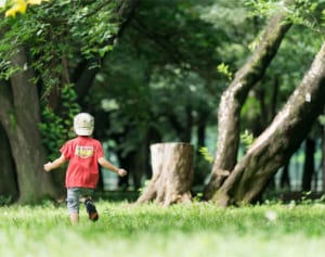 “男の子あるある”に大爆笑！ 鼻に綿棒？おしりにストロー？ えくぼママの沖縄子育て