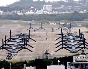 普天間　事故絶えず　きょう返還合意22年