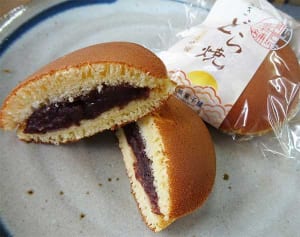 「朝焼きどら焼」ふんわり10年　川崎の老舗和菓子店