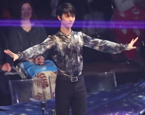 羽生結弦人気に水差す転売ヤーの存在　売り場では怪しい人物も
