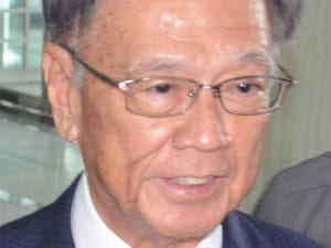 翁長沖縄県知事が手術、病理検査へ　県、きょうにも詳細発表