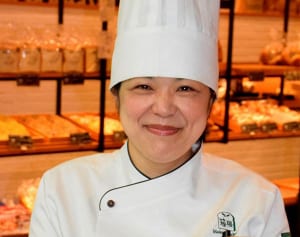 勝栗あんパンで御利益を　稲毛神社と箱根ベーカリーがコラボ