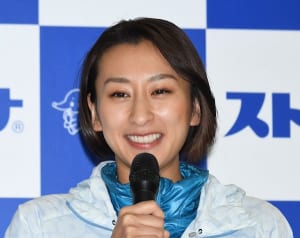 浅田舞「ありがとう」発言が波紋 ワンオクTakaファンざわつく