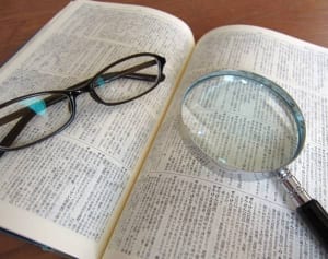 「近視は老眼にならない」はウソ！医学博士語る「老眼の誤解」