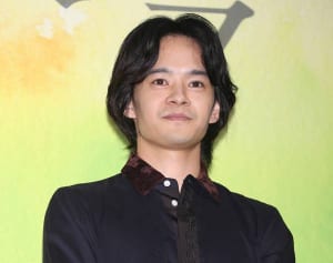 池松壮亮は撮影現場では携帯封印！　移動中はエレカシ漬け