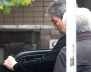 渡哲也　酸素吸入器つけ寿司店へ…療養支える“生涯俳優の決意”