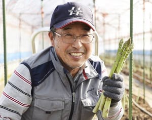 アスパラガスを生で食す！農林水産省出身、アスパラ農家の挑戦