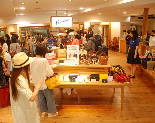 ハマの食とファッションPR　そごう横浜店でフェア
