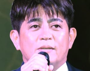 安里繁信氏が出馬意向　県知事選　自民支援得たい考え 「新しい沖縄築く」