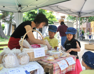 多彩な「マルシェ」人気　藤沢の商店会が企画、憩いの場に