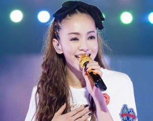 安室さん80万人動員ツアー最終日　涙のスピーチ「みんな元気でね！」