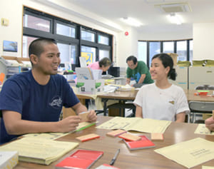 沖縄の未来つくる　辺野古賛否問う県民投票　署名運動、若者中心