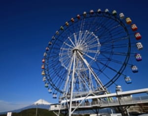 サービスエリアは休憩所にあらず！一日楽しめる娯楽がたくさん