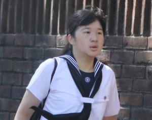 愛子さま　英国留学先は男子校！超厳格で電話もメールも禁止