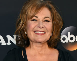 人種差別ツイートでクビになった女優「すべて失った」と後悔