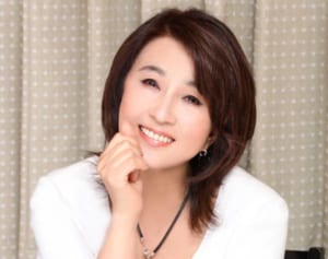 53歳で早稲田大学院へ、秋吉久美子語る「学び直し」の魅力