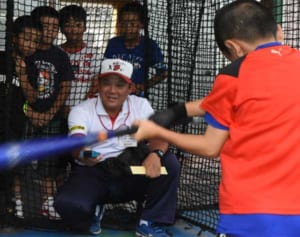 野球少年の情熱後押し　独自スタイルで奮闘