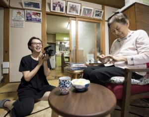 在日コリアンの映画監督ヤン・ヨンヒ　兄は北朝鮮で暮らす