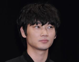 綾野剛の演技支える憑依力　役入りすぎスタッフ困惑することも