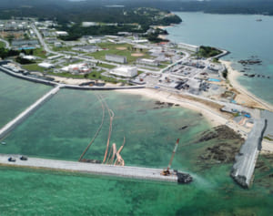 知事、23日にも辺野古撤回表明　土砂投入阻止へ決断　「聴聞」手続きへ