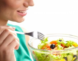 本誌スタッフが実験！　血糖値コントロールは「食べ順が大事」