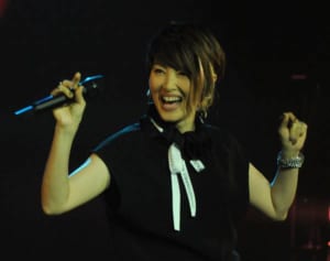 荻野目洋子の復活バブルで事務所社員に8年ぶり夏ボーナス