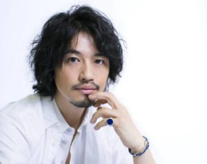 『半分、青い。』登場の斎藤工「部分白髪は僕のアイデア」