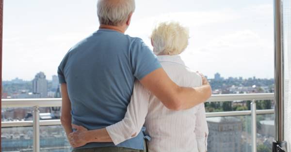 男女研究の世界的権威が唱える驚きの 夫婦仲回復メソッド とは 女性自身