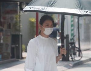 石田ゆり子“奇跡の48歳”の美貌育む「午前3時の朝活」習慣