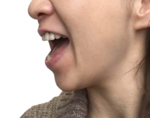 口呼吸を鼻呼吸に矯正する顔の体操と口テープのやり方