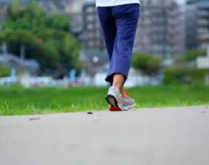 骨粗しょう症を防ぎ“死ぬまで歩く”ための50歳からの4習慣