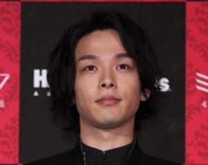 中村倫也　写真集3万部！快進撃にあった蜷川幸雄さんの教え